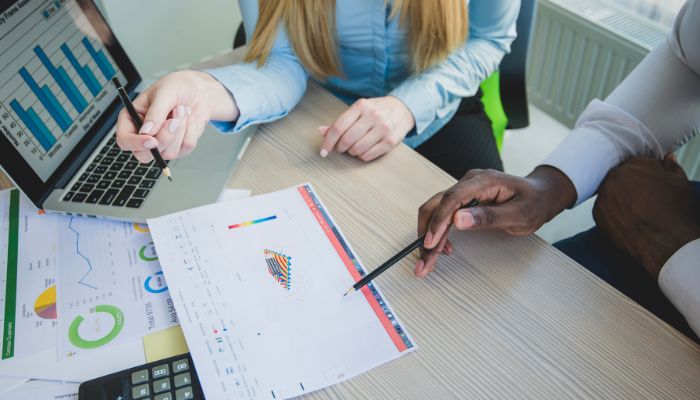 Avaliação-de-Desempenho-Financeiro-para-Investimentos