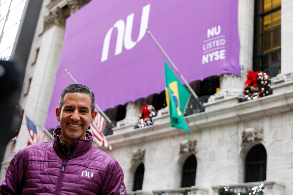 David Vélez em imagem já usada no artigo para contextualizar a origem e a liderança do Nubank