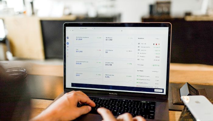 CVA e DVA: Entendendo o Impacto no Valor de Derivativos 3 CVA-e-DVA