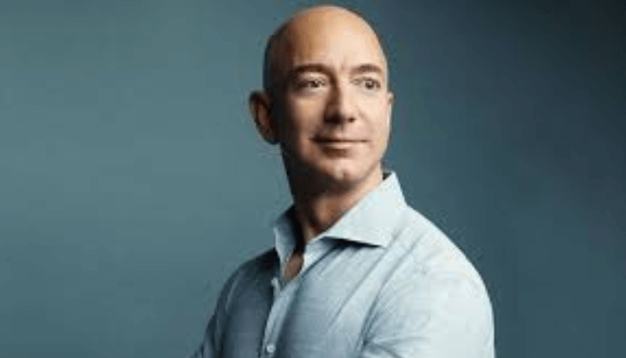 Jeff-Bezos-e-a-Revolução-do-Comércio-Online