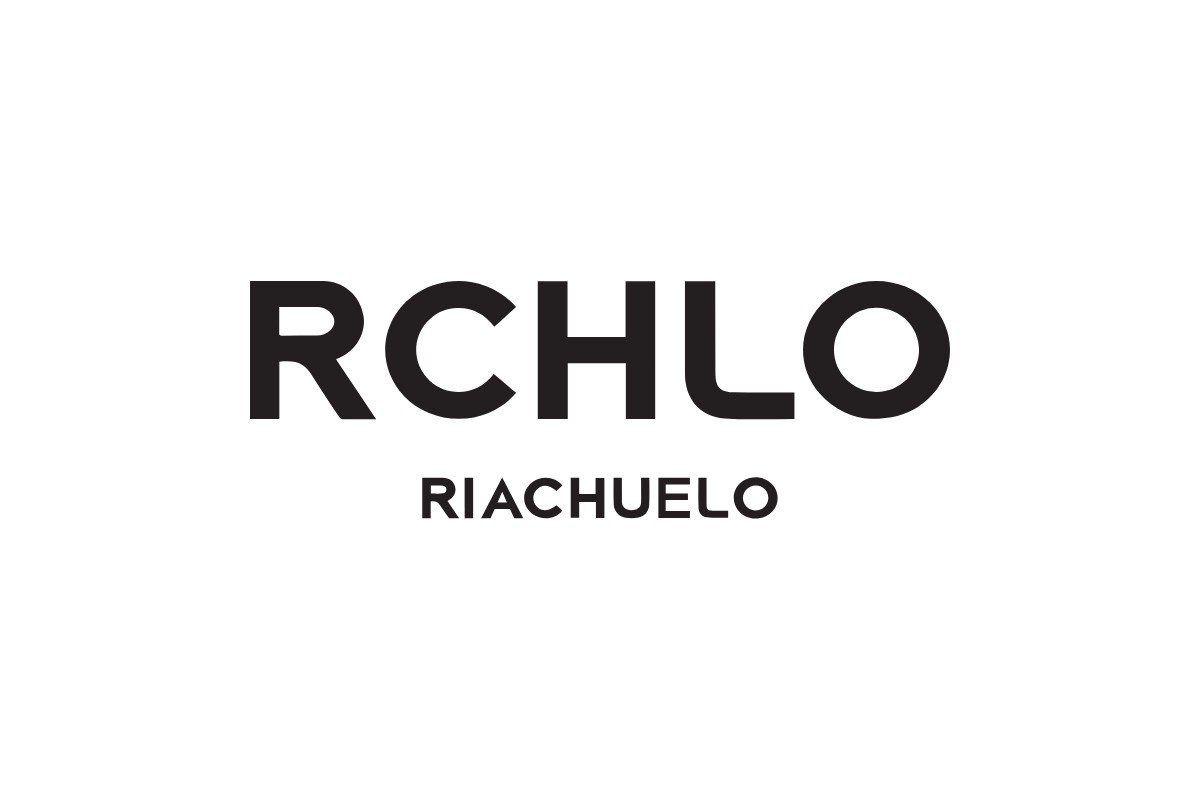 Logotipo da Riachuelo usado a partir de 2013, com a marca RCHLO