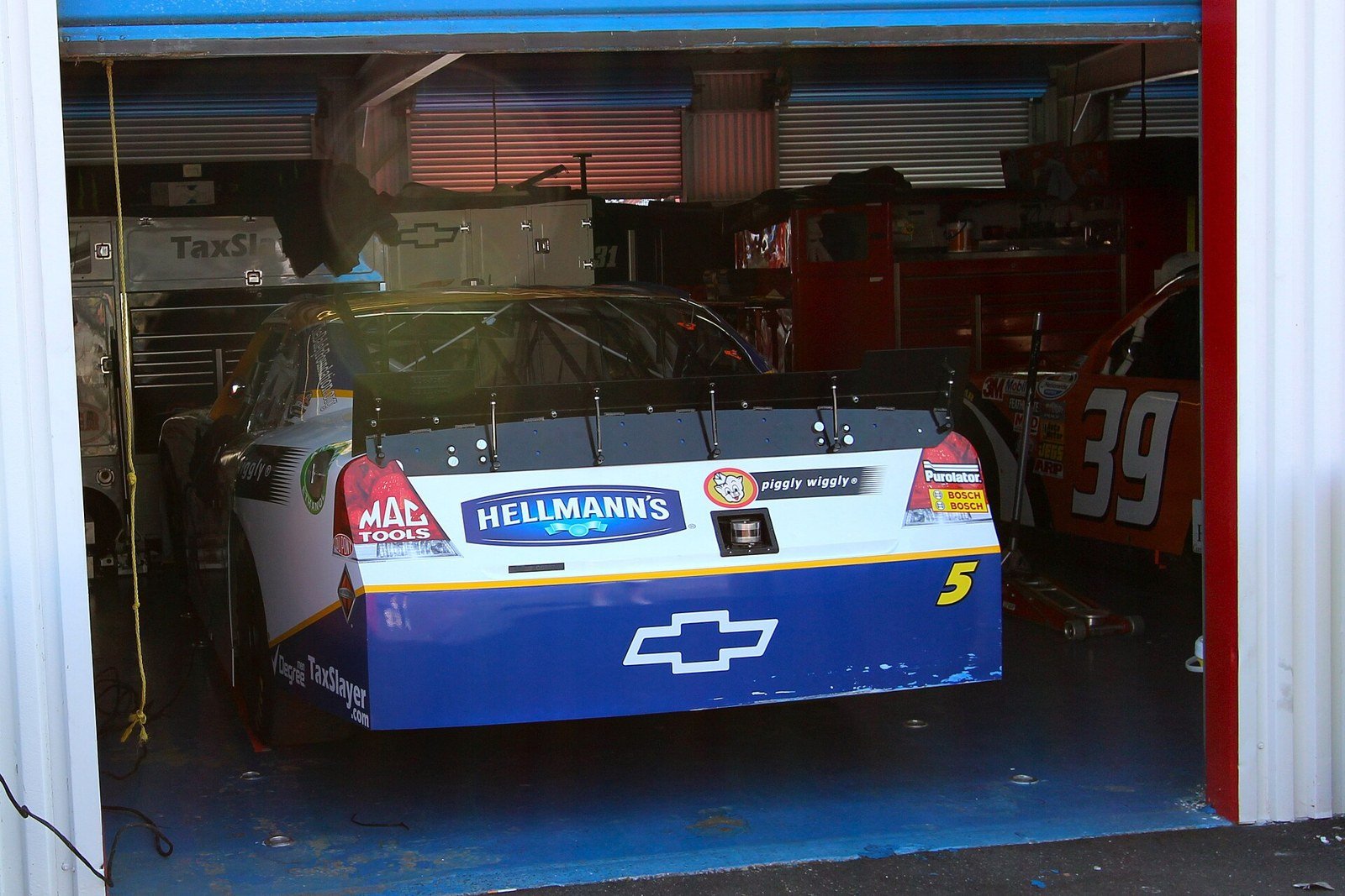 Hellmann's é de quem? A história da maionese que deve mudar de dono em 2027 7 Carro número 5 da Nascar com o patrocínio da Hellmann's, em Talladega (EUA), em 2012.